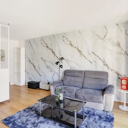 Guestready - 39m² Flat - Medium Term * ליון